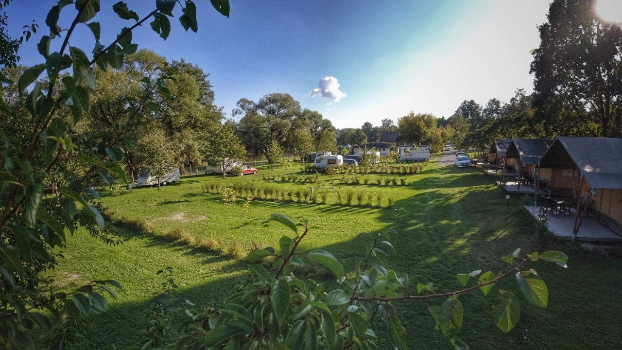 Camping Prima Týn nad Vltavou Buitenkant foto